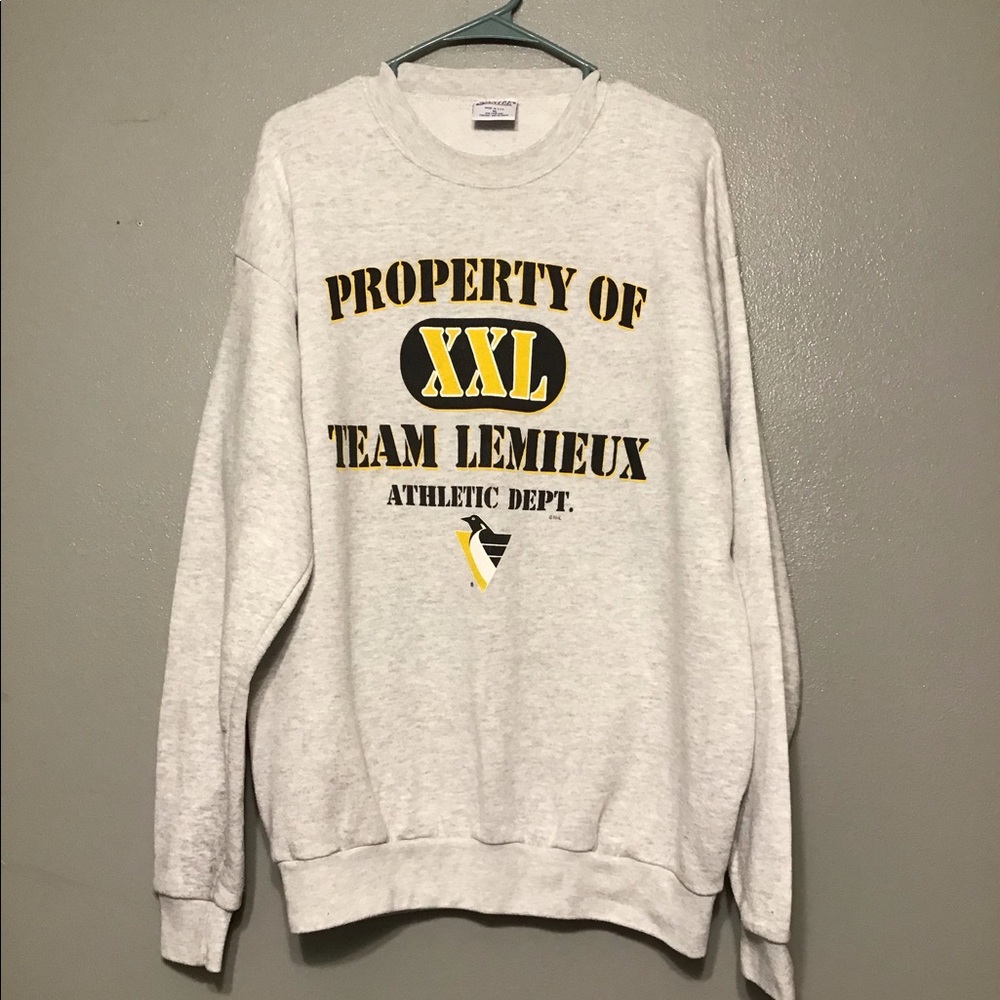 Vintage Pittsburgh Penguins Lemieux sweatshirt!